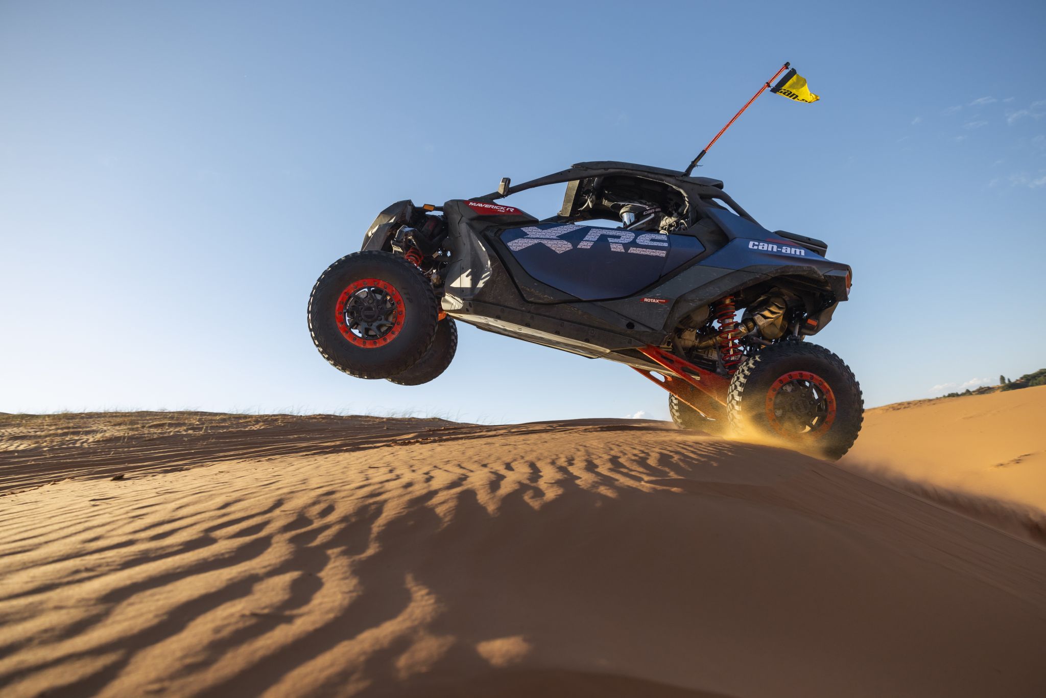 CAN-AM Maverick R X RS - תמונה 1